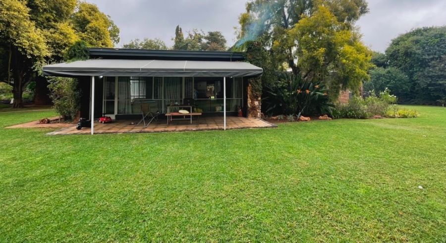 4 Bedroom Property for Sale in Wilkoppies North West